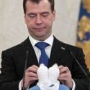 Не выходя из Кремля: Медведев рассказал о новой подлости против Украины