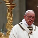 Папа Римский предложил изменить молитву 