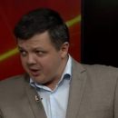 Камуфляж не налазит: Эксперт высмеял необычный наряд Семенченко