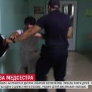 В Харькове пьяная медсестра таскала ребенка за волосы и нападала на родителей (видео)