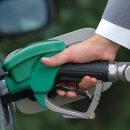 На АЗС снизились цены на бензин