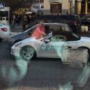 Викрито особистість блондинки, що порубала сокирою Porsche в центрі Києва