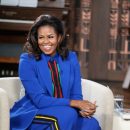 Яркий образ: Мишель Обама появилась на публике в стильном наряде