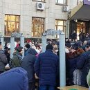 Активисты «Нацкорпуса» пришли на митинг Порошенко в Житомир и требуют посадить Гладковского