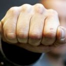 Сила есть – ума не надо: в Запорожье бывший боксёр избил молодую пару (видео)