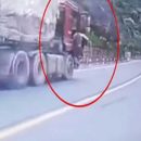 Круче супермена: в Китае мужчина сумел догнать и остановить «сбежавший» грузовик