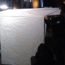 Киев на второй день протестов: на Майдане обнаружили странную белую палатку (фото)