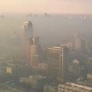 Киев уже неделю задыхается от странного «тумана», а власть упорно молчит