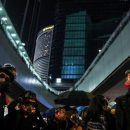 Протестующие в Гонконге вооружились луками, копьями и арбалетами