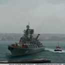 Российский крейсер чуть не врезался в дворец на берегу Босфора (видео)