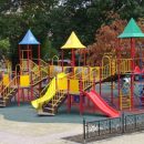 В Киеве запретили пользоваться детскими и спортивными площадками
